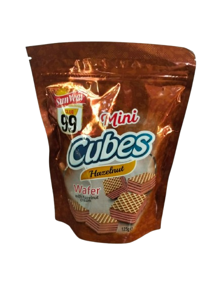 Mini Cubes Wafers with Hazelnut Cream