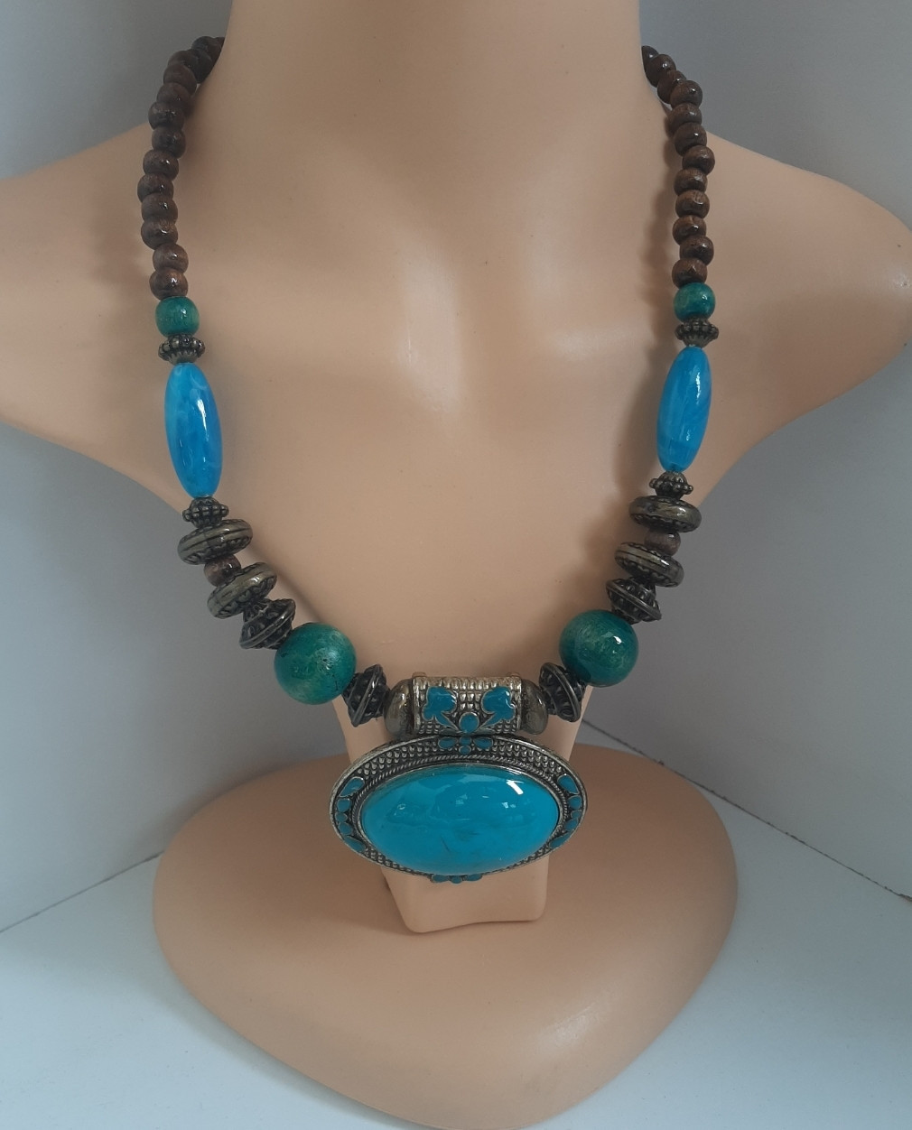 Chunky Blue Necklace