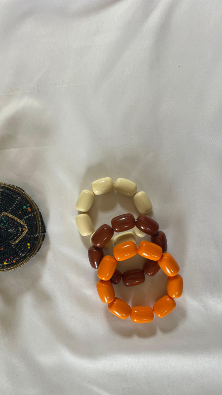 Chunky beads bracelet
