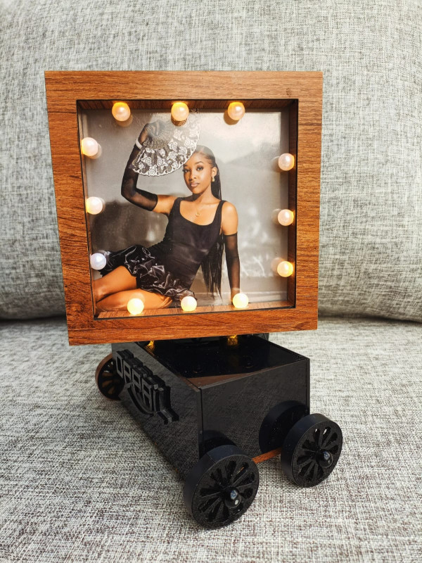 Oppal Backlit Autorotation Picture Frames