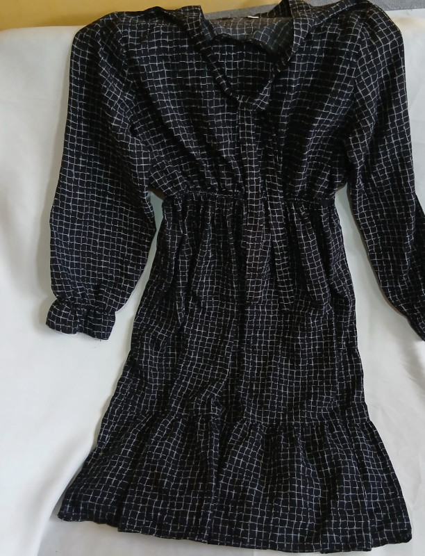 V-necked Official Dress