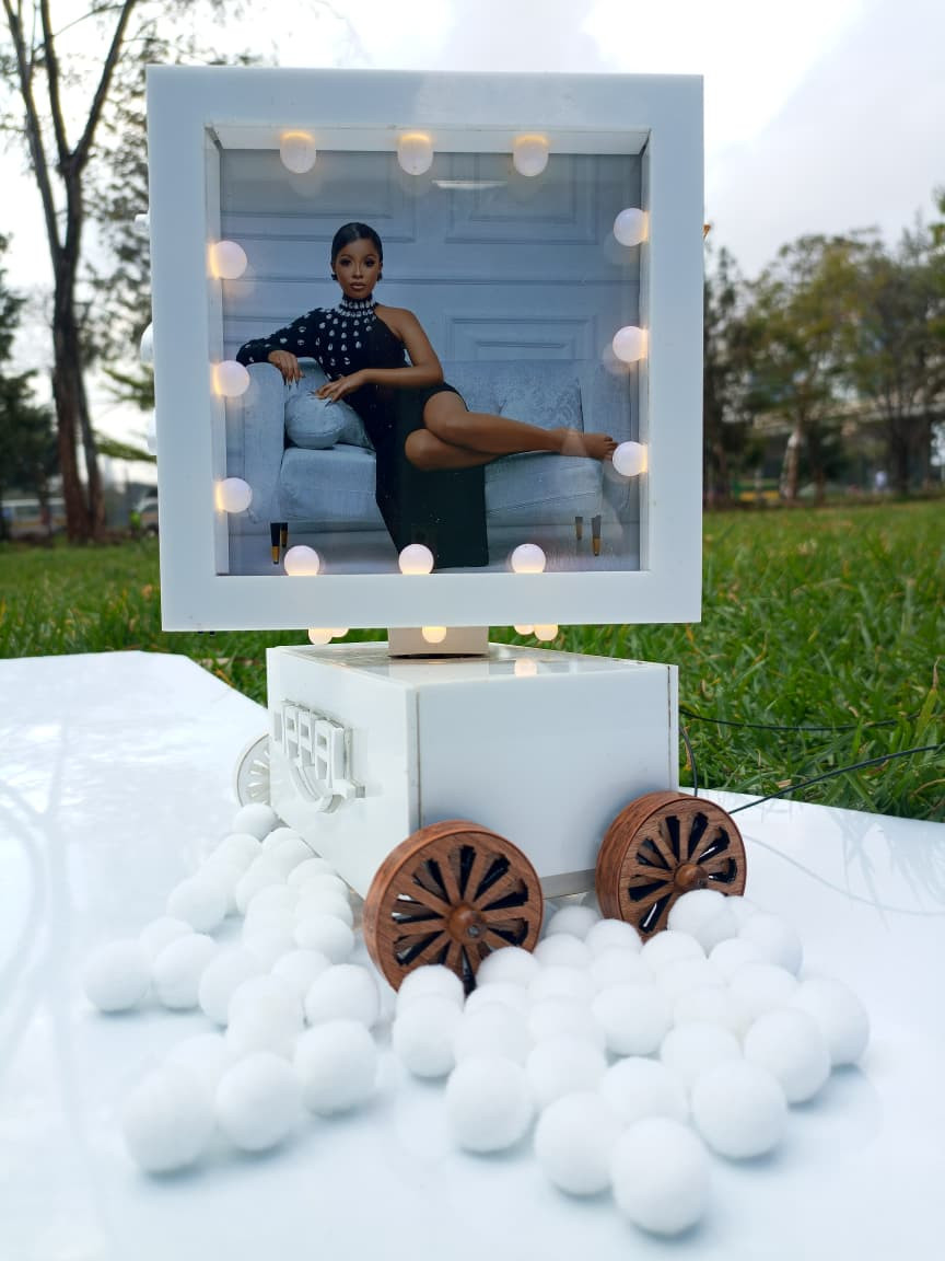Oppal Backlit Autorotation Picture Frames