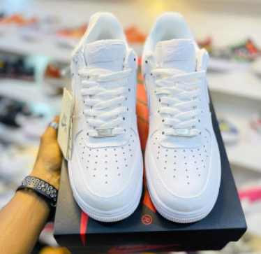 AF1